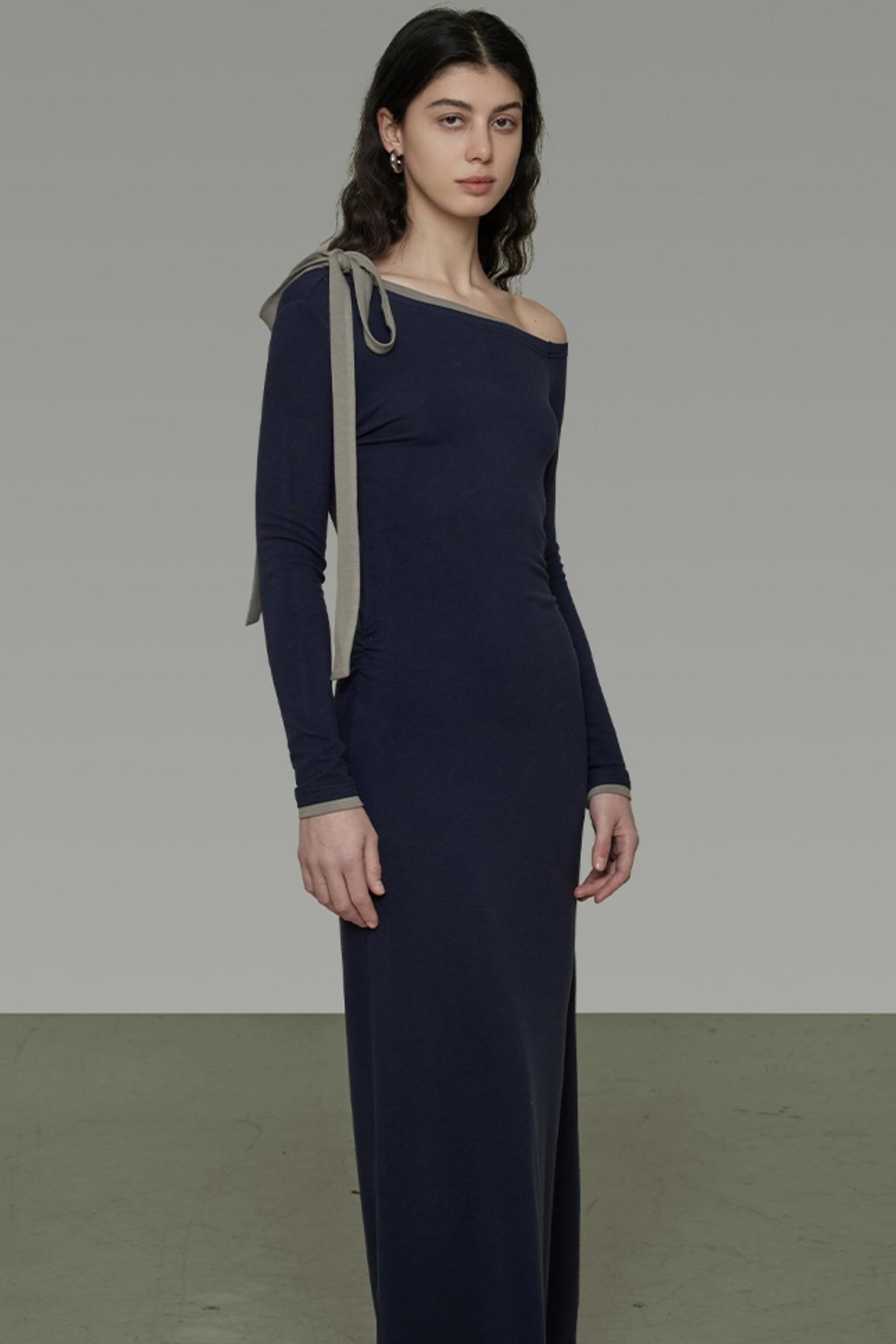 Niche Strapless Slant Knit Dress