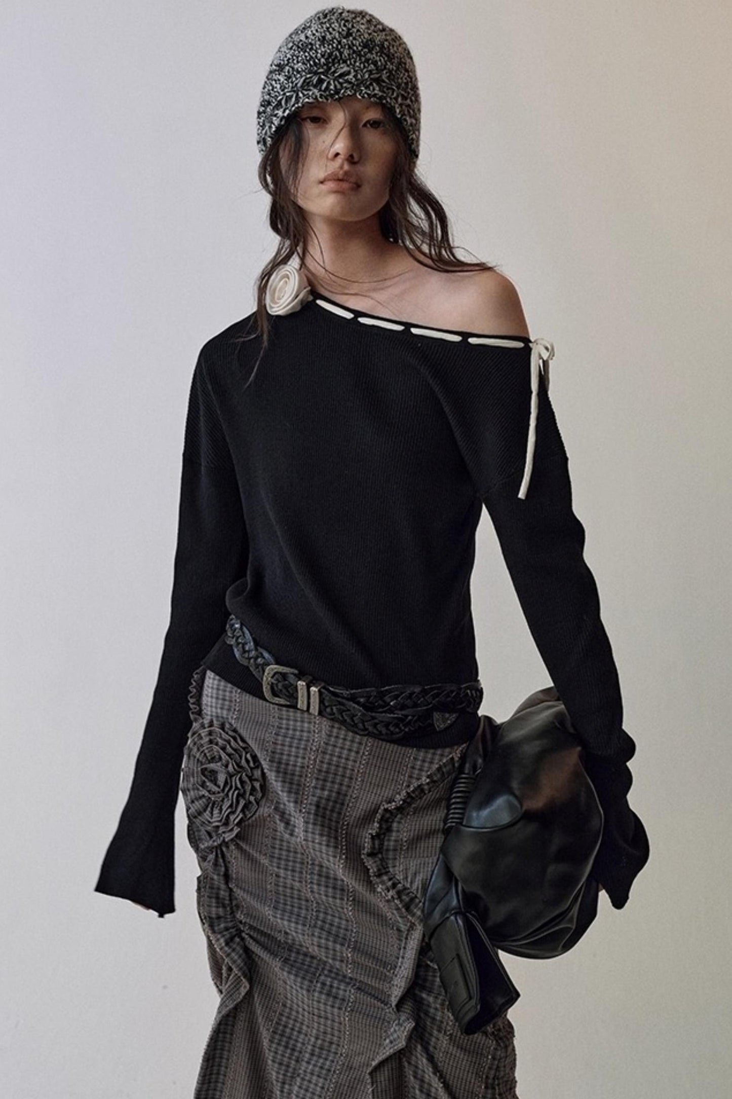 Rose Cross-Collar Knitwear