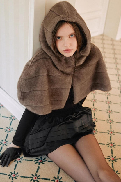 American Retro Fur Hooded Cape Coat