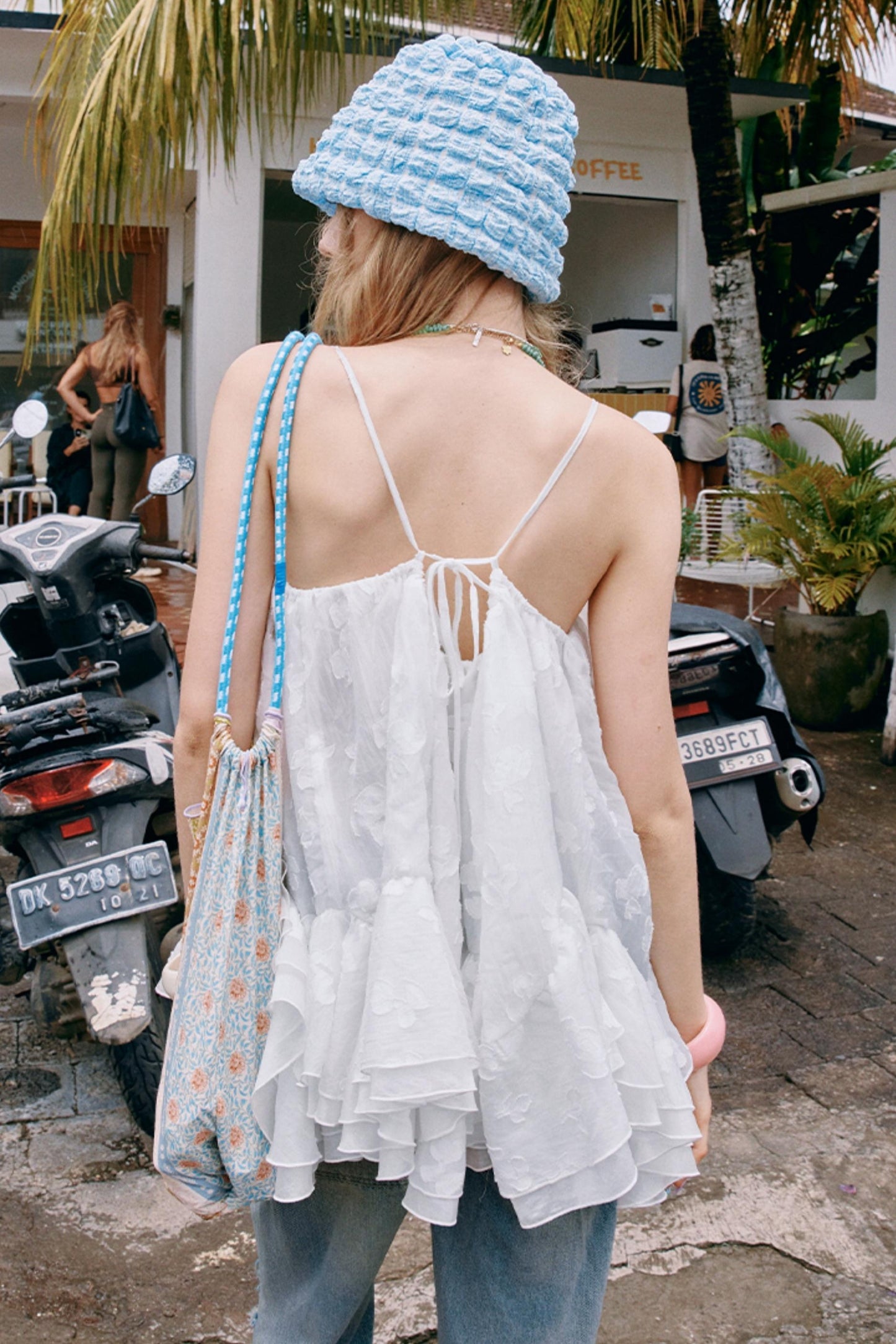 Whirlwind White Tops