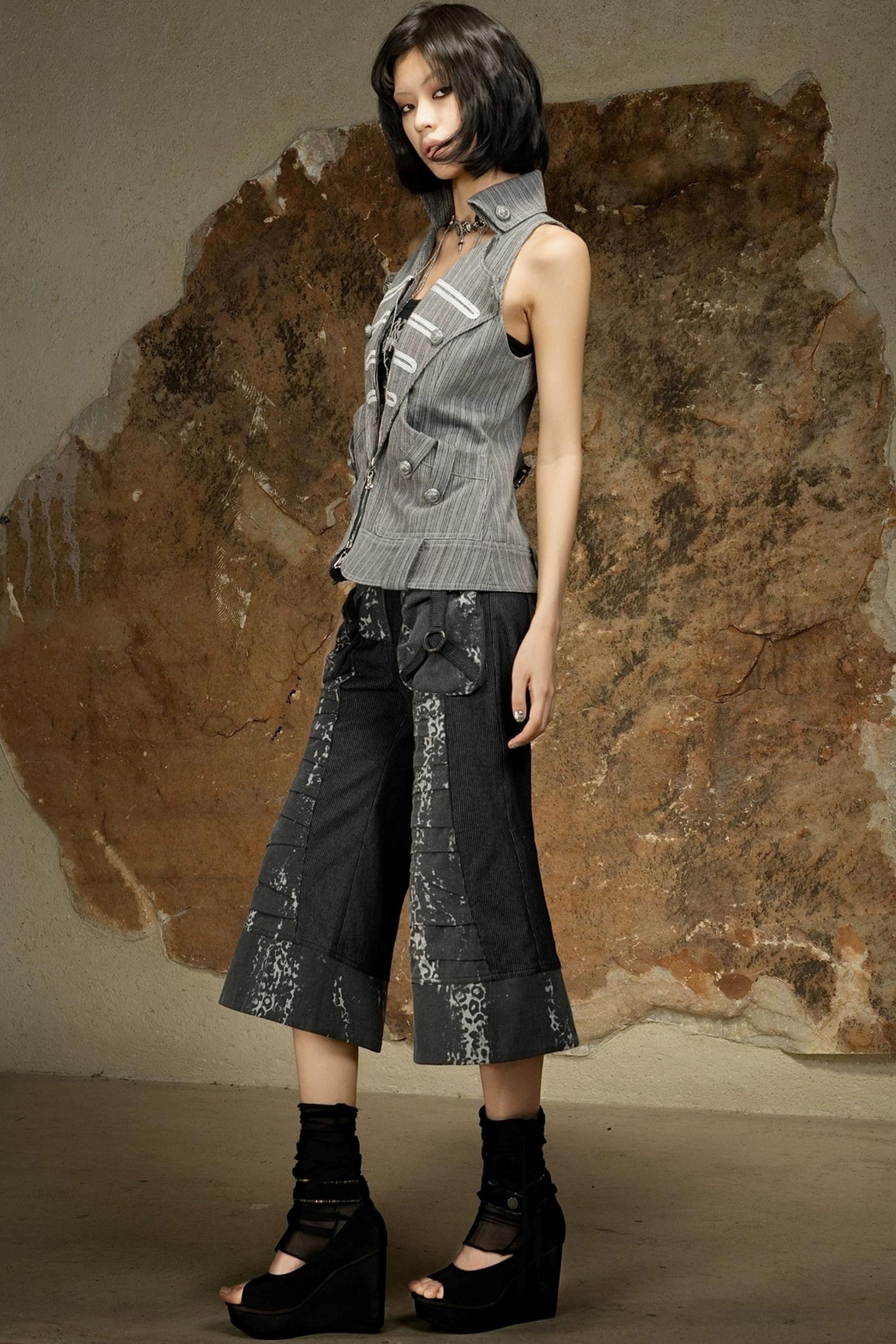 Sleeveless Gothic Halter Top