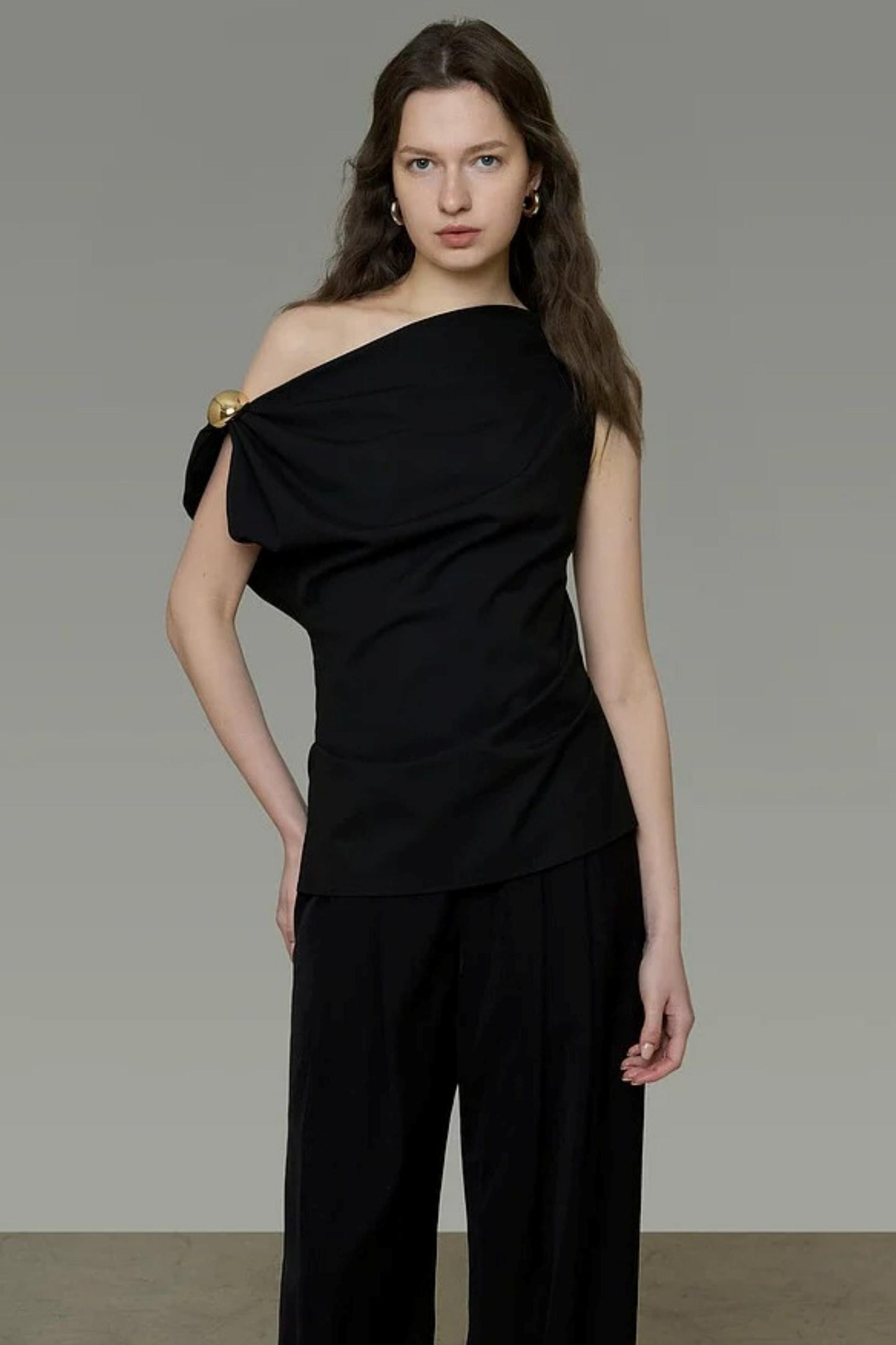 Off-Shoulder Slim Top