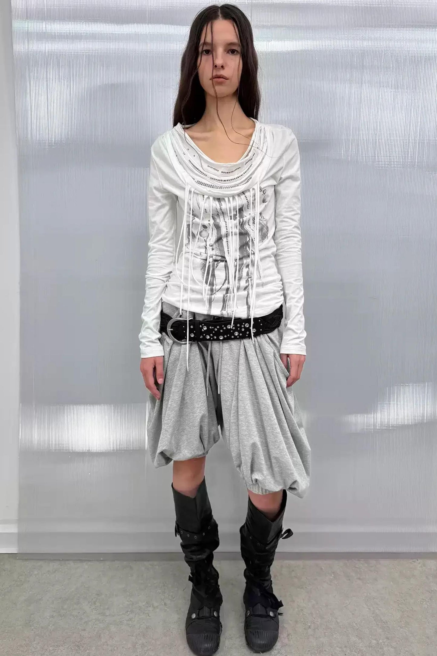 Swing Feather Print Bottom T-Shirt