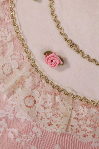 Lacemade Sweet Lace Cushion