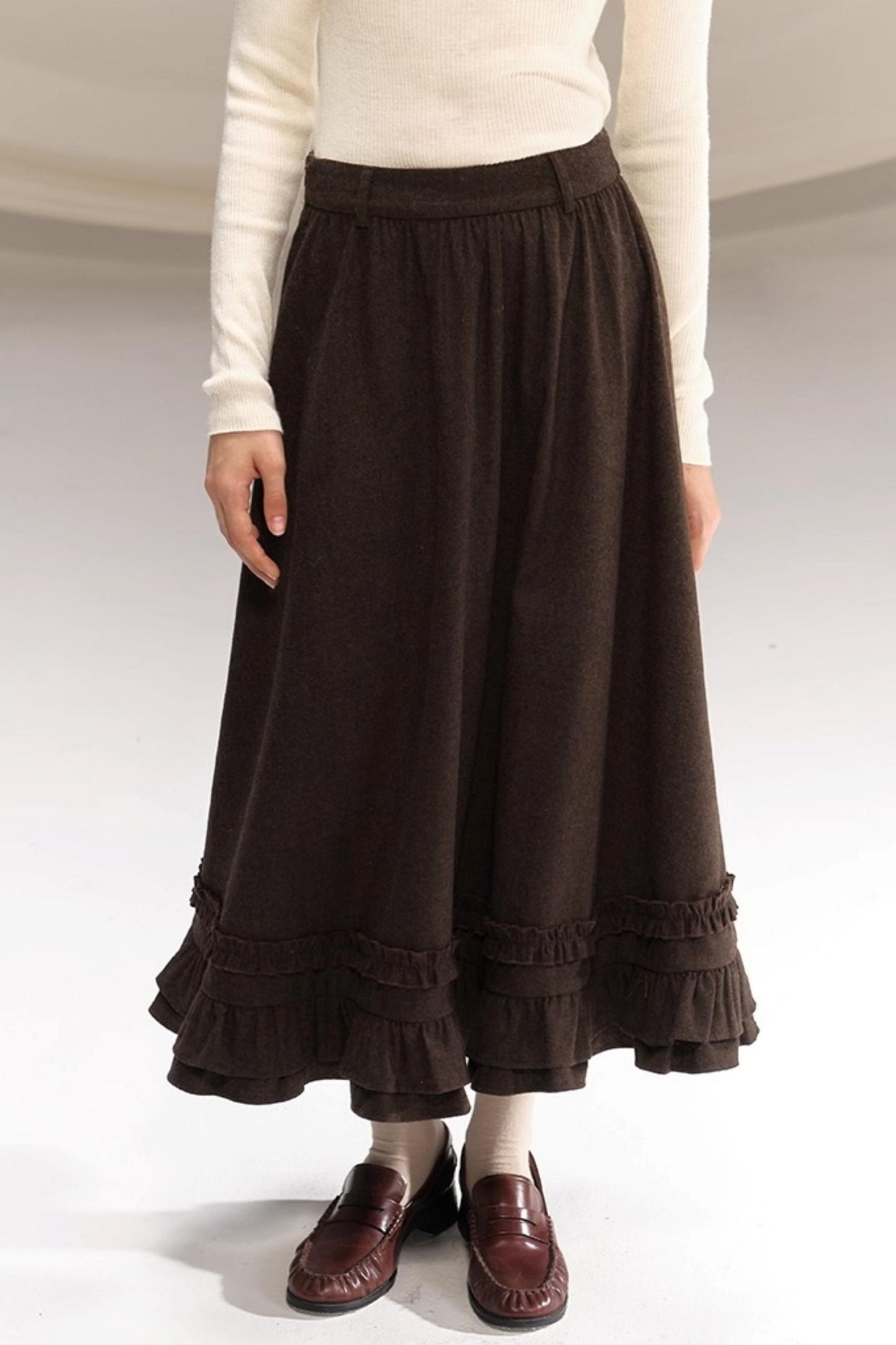 Hazelnut Lace Wool Skirt