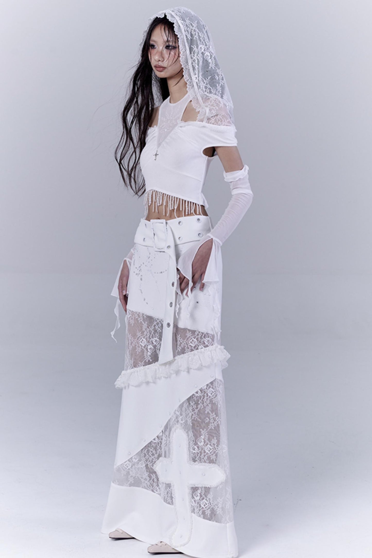 Fatal Elegance Lace-Trimmed Low-Waist Skirt