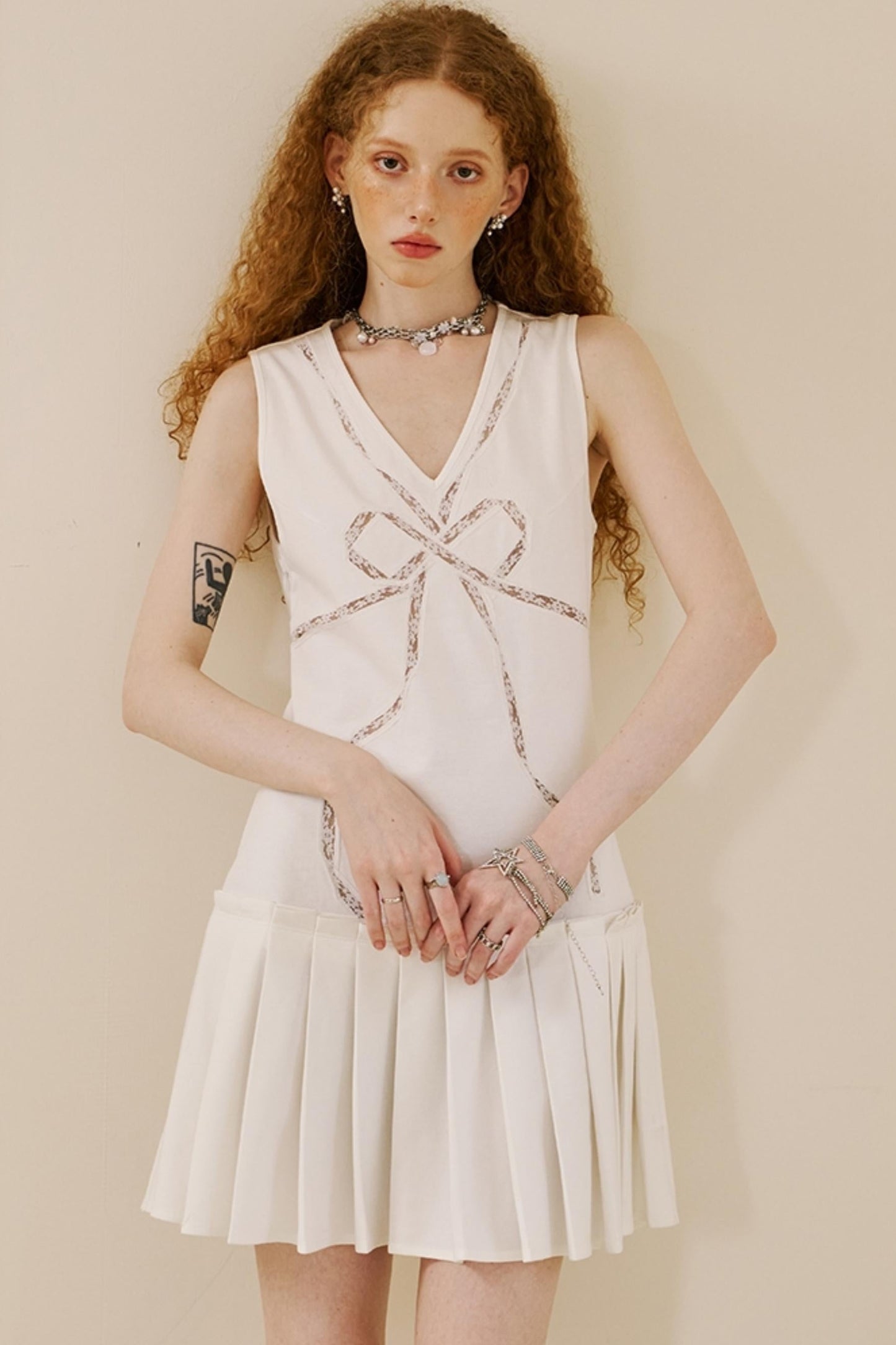 Chic V-Neck Lace Knit Dress