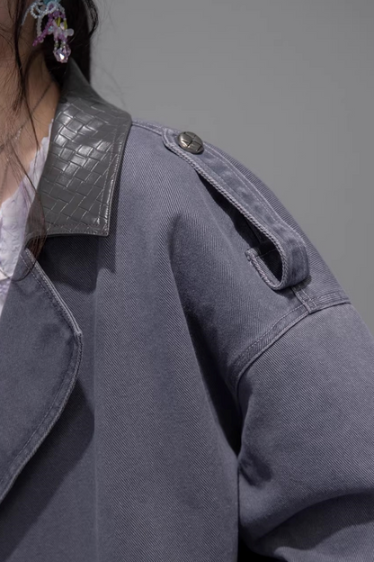 Tintengraue Distressed-Jeansjacke