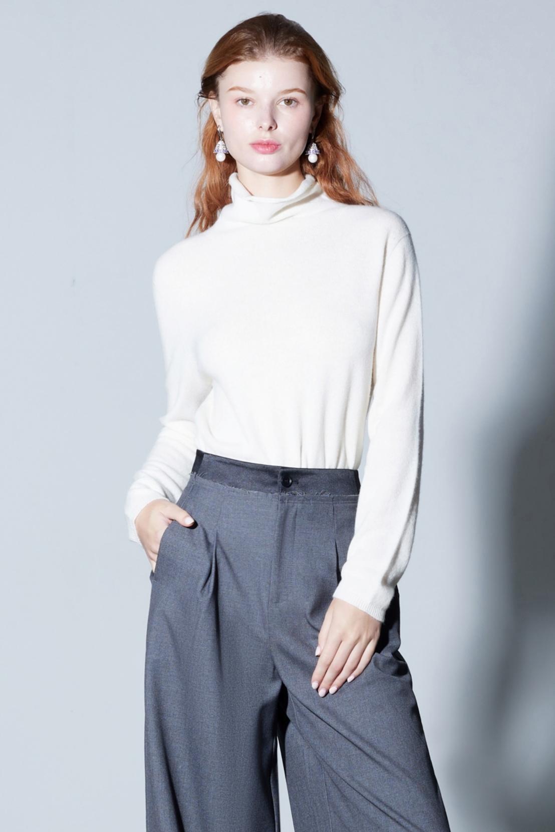 Sheep Wool High-Neck Base Layer Top