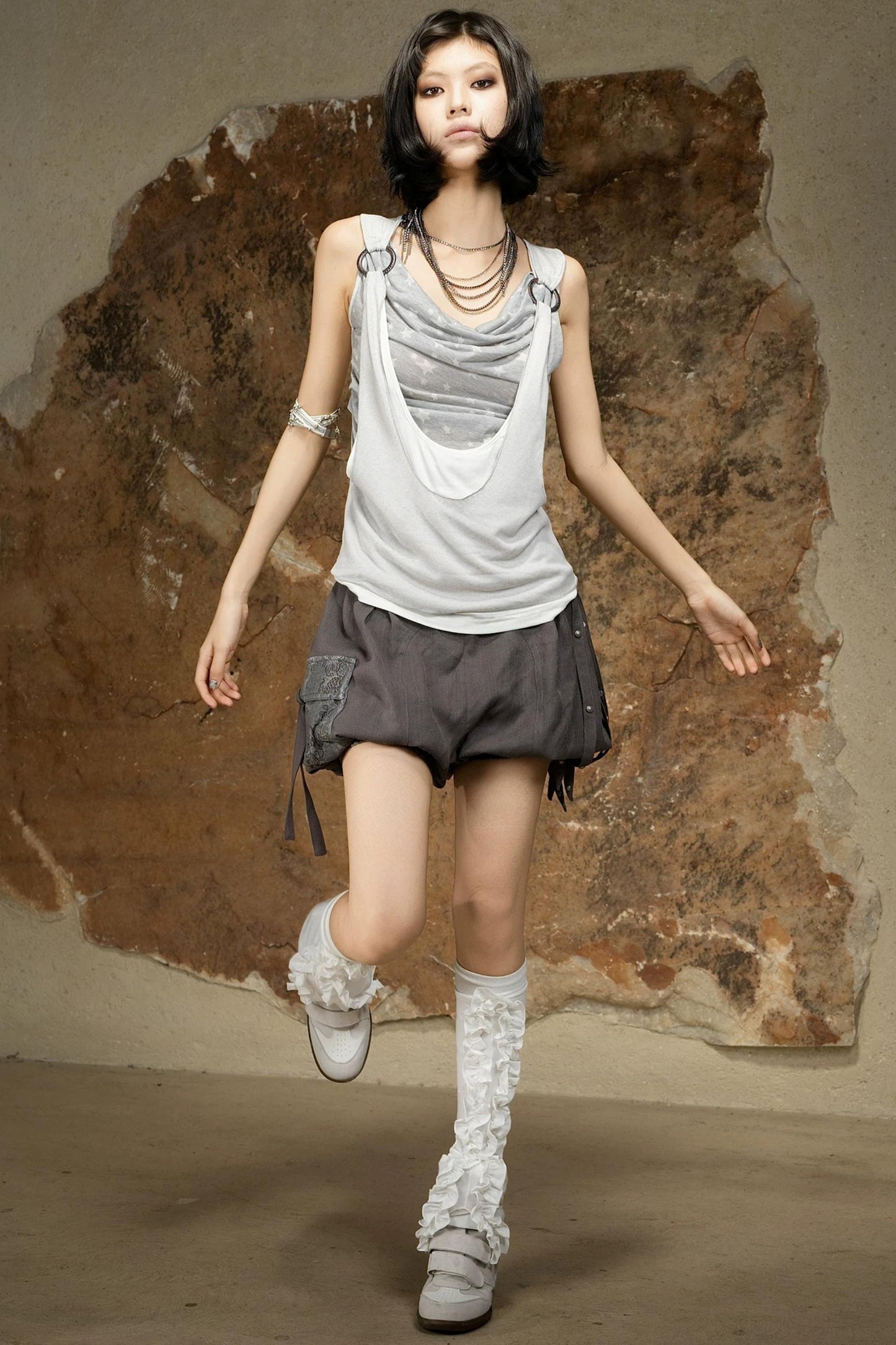 Asymmetrical Retro Sleeveless Vest