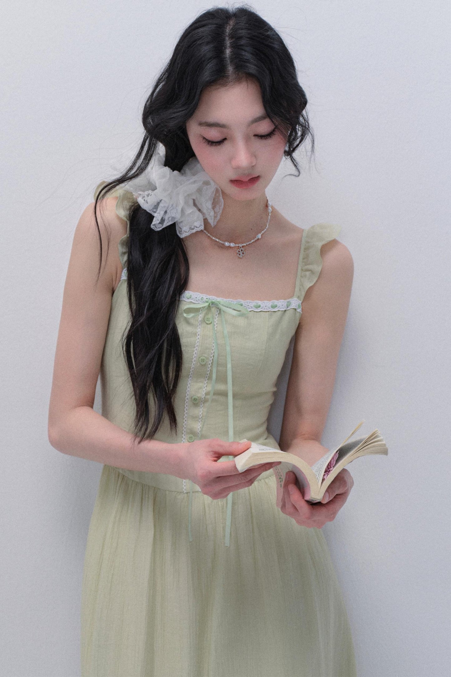 Elegant Airy Green Tie Dress