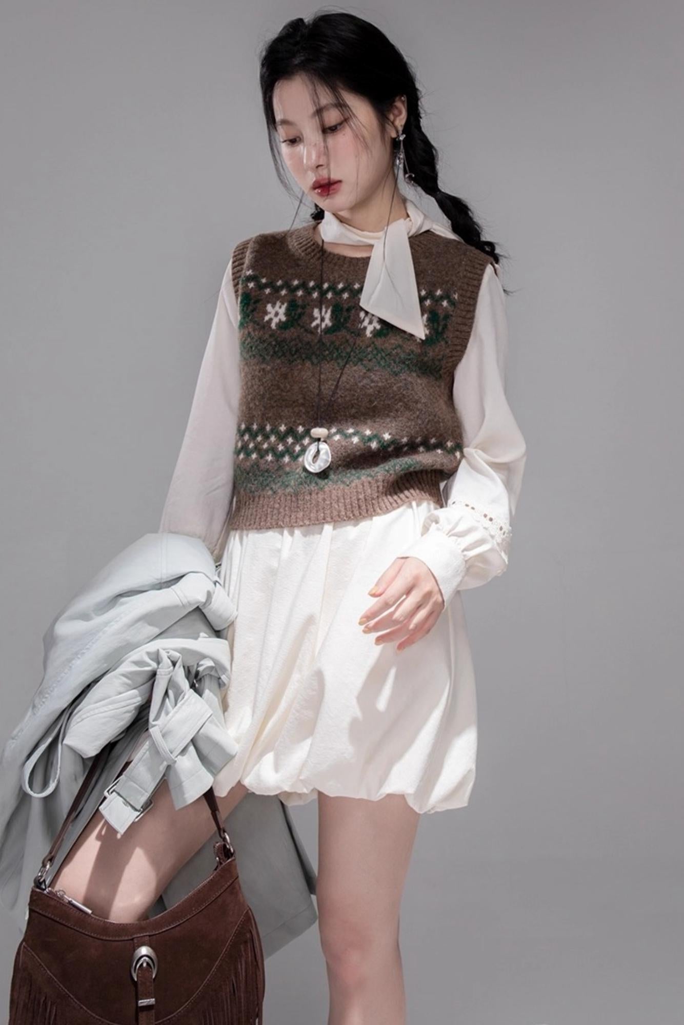 Contrasting Diamond Plaid Vest