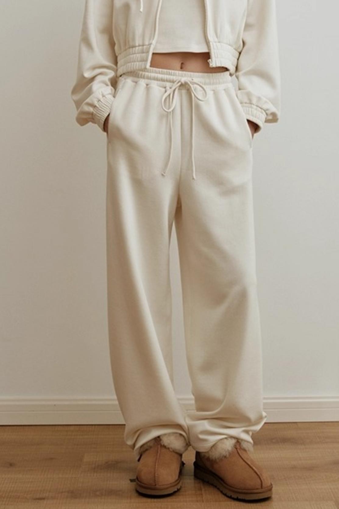 Fashionable Light Jacket Set-Up