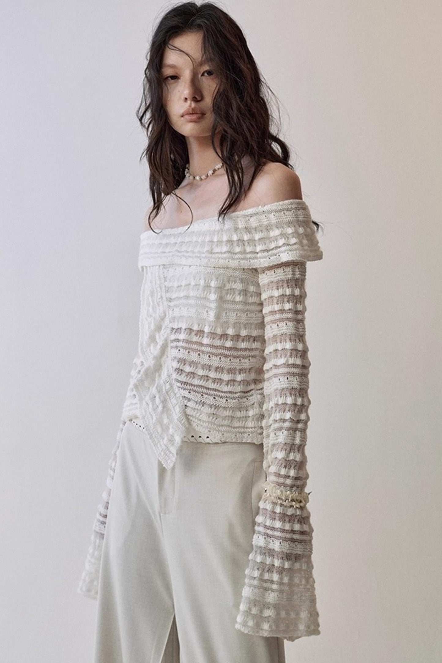 Clouds Knitted One-Shoulder Blouse