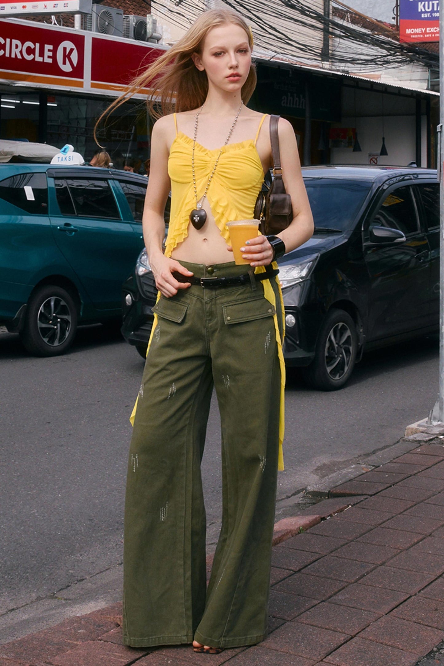 Vintage High-Waist Straight-Leg Jeans