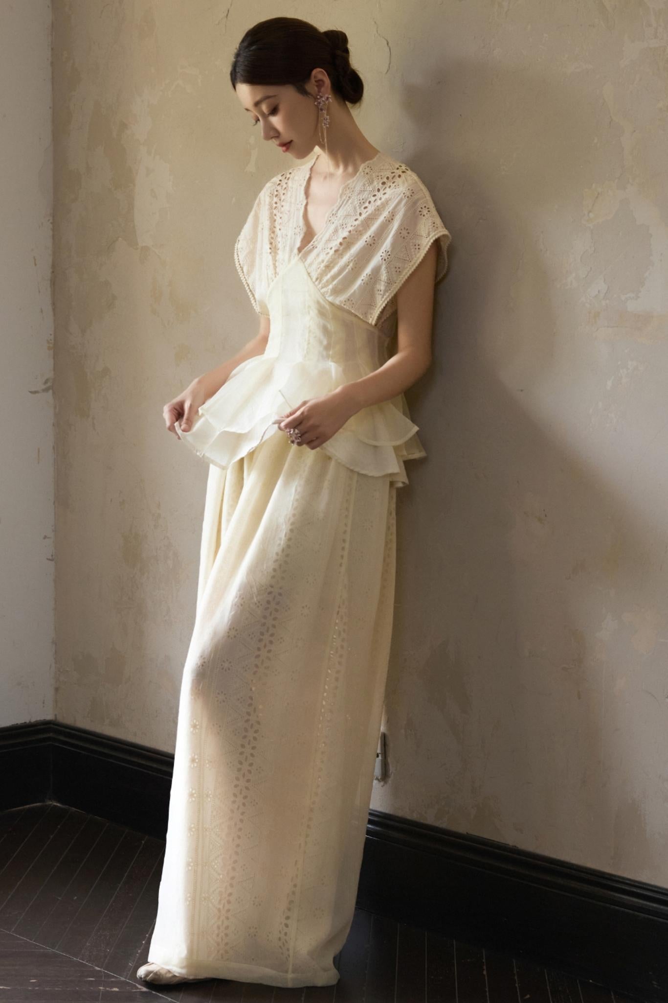 Lace V-Neck Summer Tee