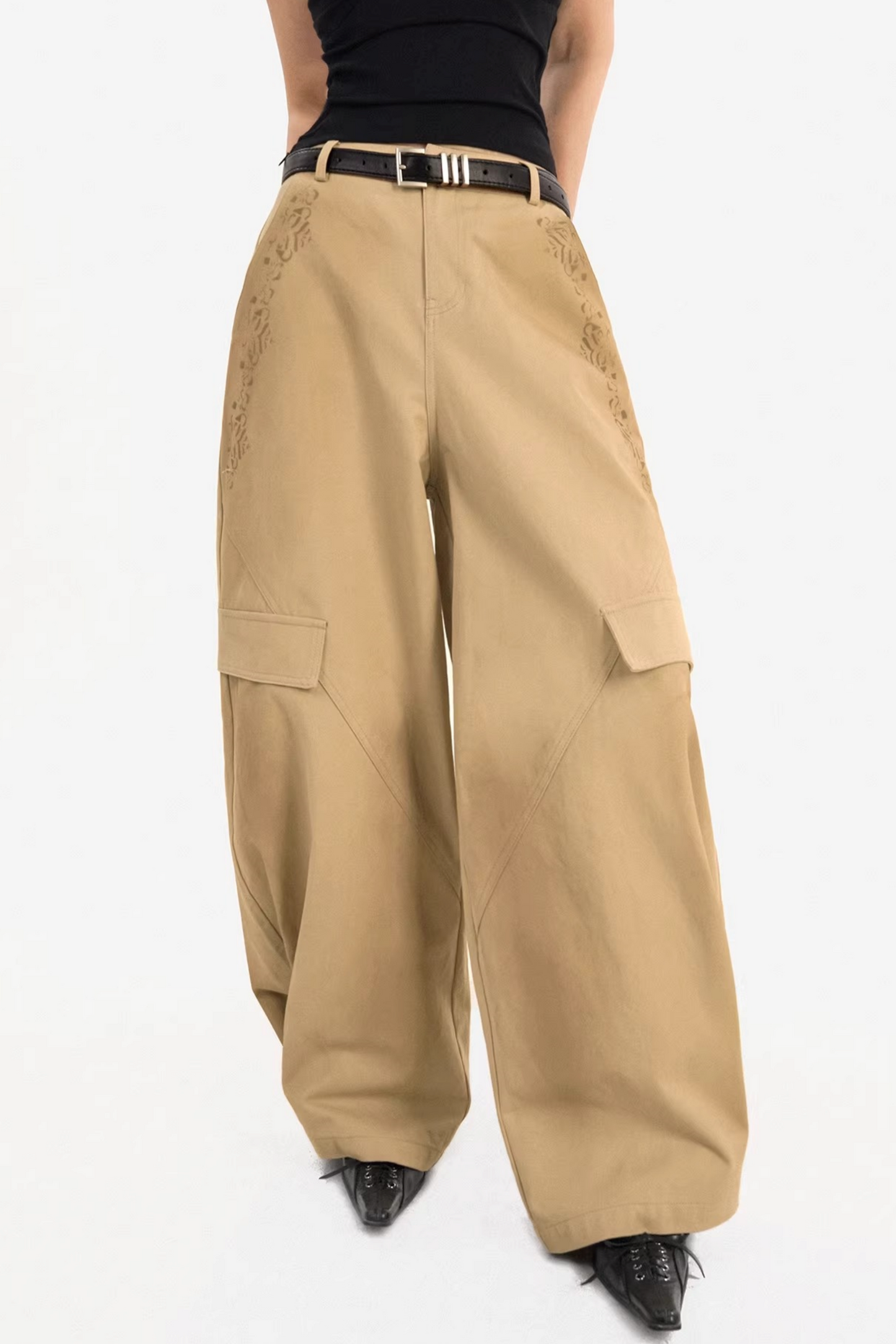 Light Retro Wide-Leg Pants