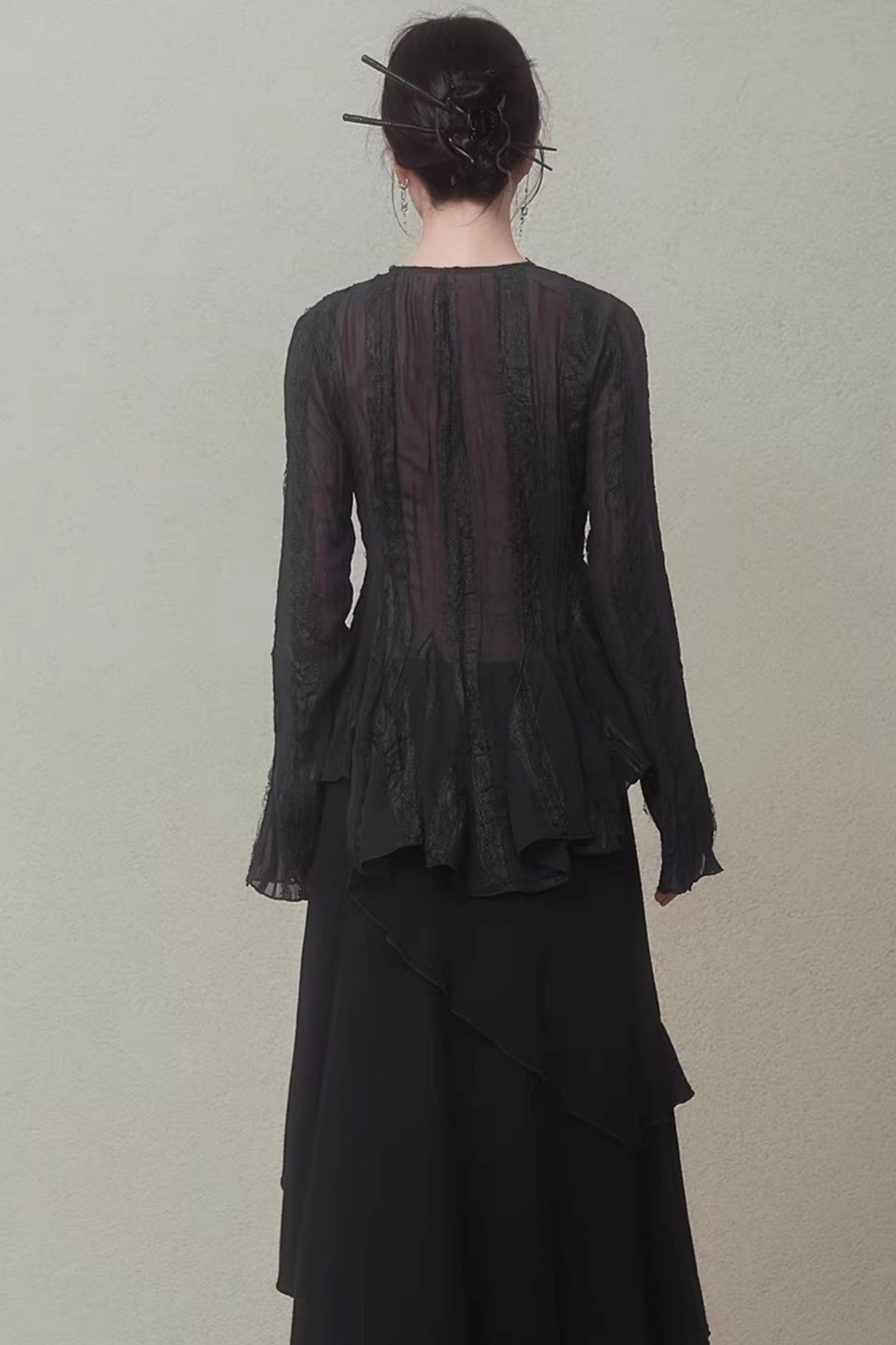 Misty Black New Chinese Top