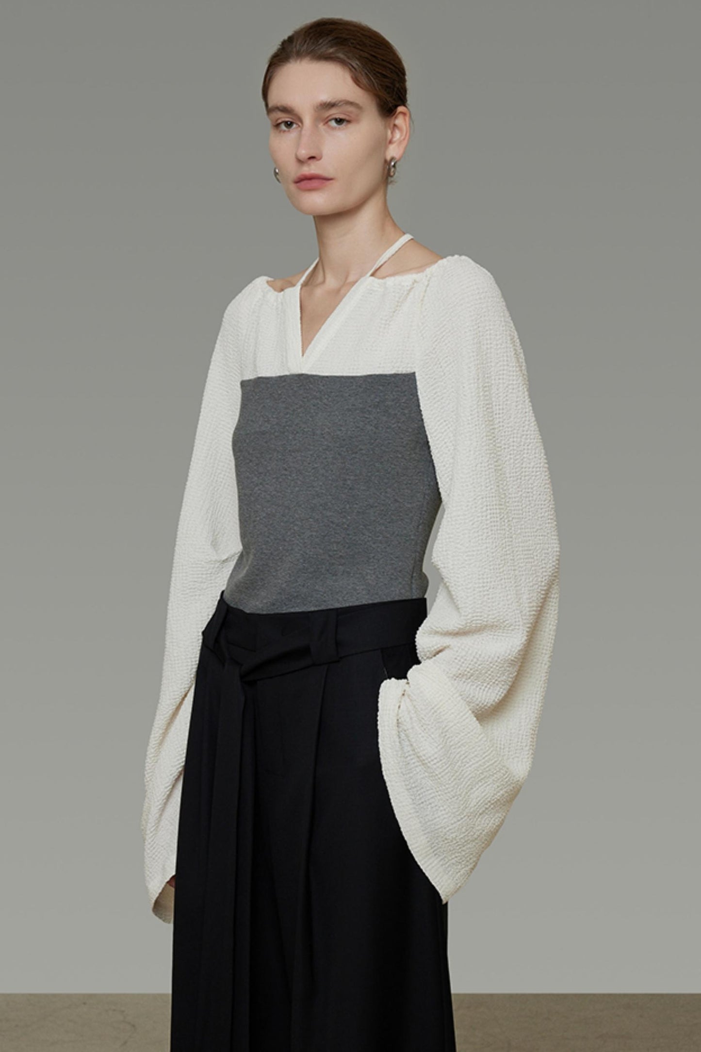 Contrast Round Neck Knit Top