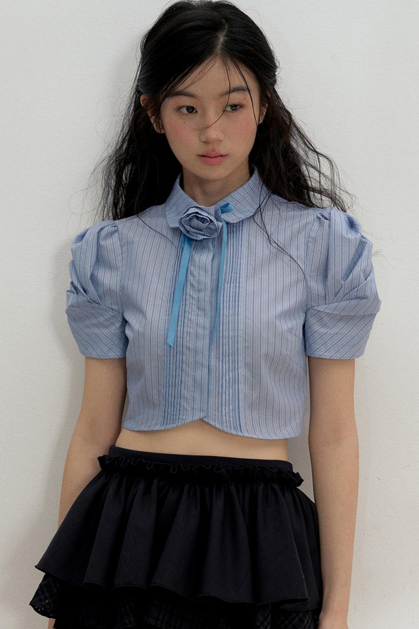 Vertical Stripe Bubble Sleeve Shirt