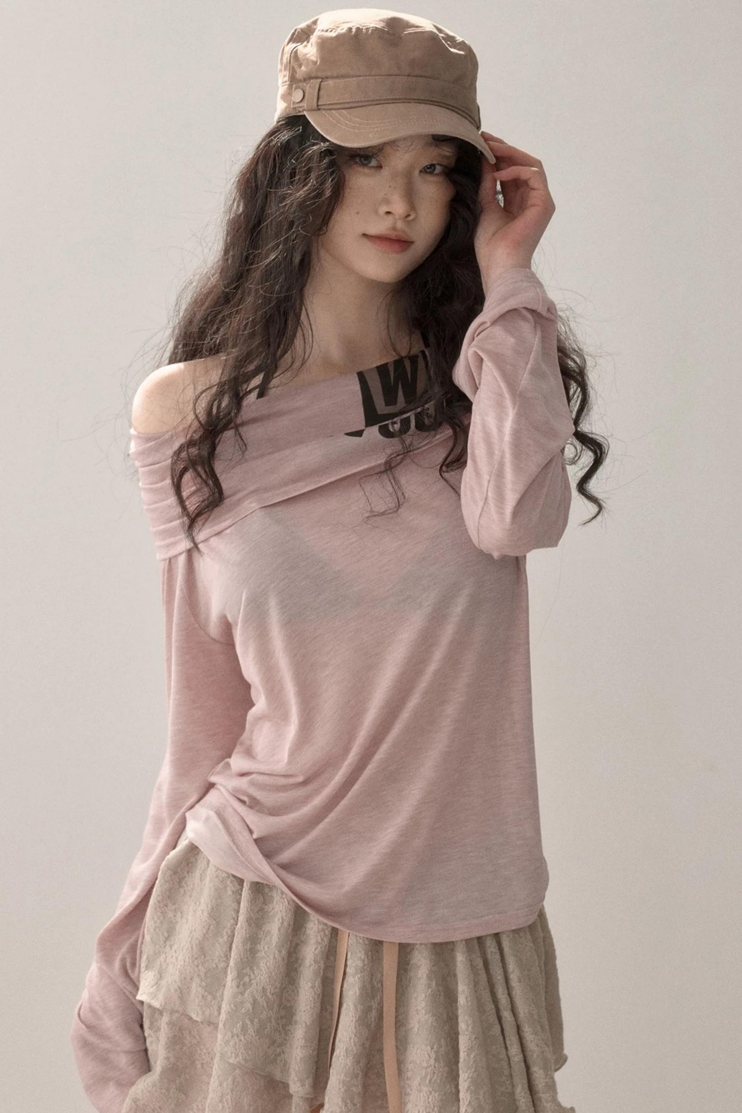 Sweet Off-Shoulder Printed Blouse