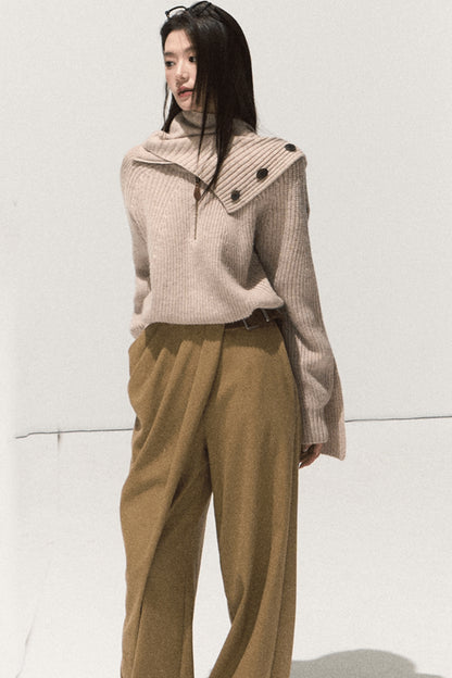 Three-Dimensional Pleated Pants