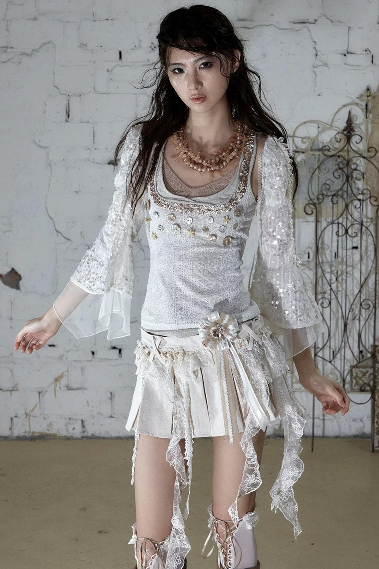 Baroque Lace Pleated Skirt