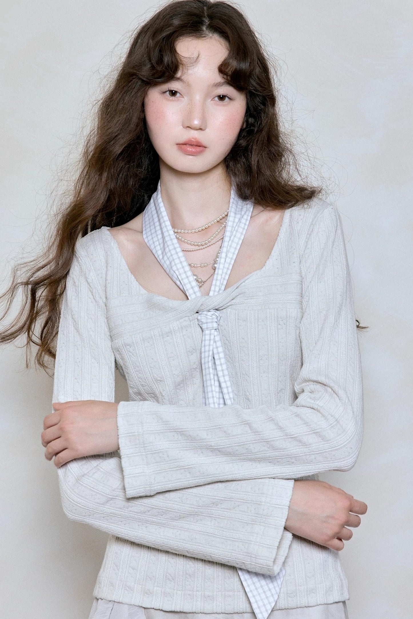 Minimalist Crew Neck Crochet Knit Top