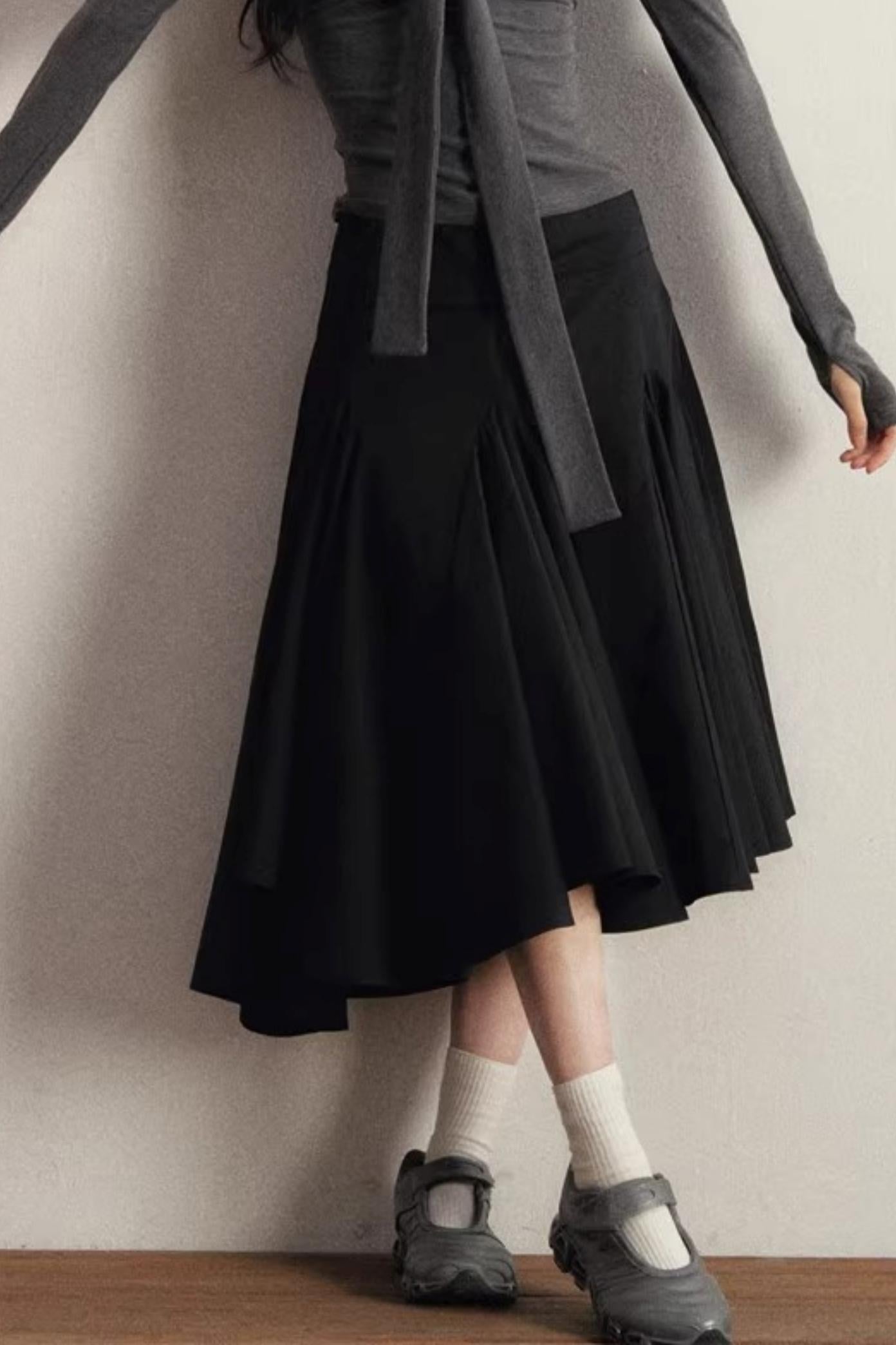 Slanted Edge Irregular Skirt
