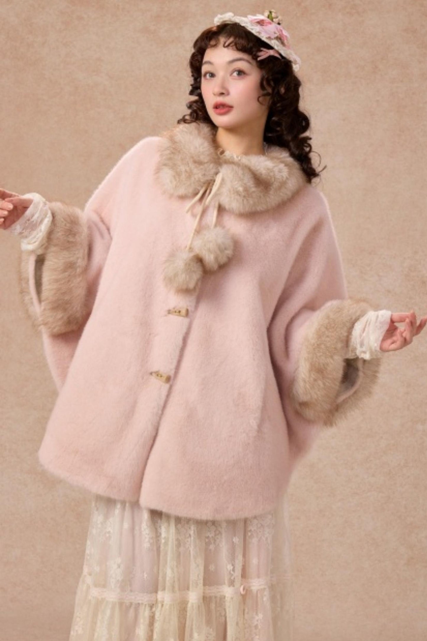 Lacemade Retro Fur Cape Coat