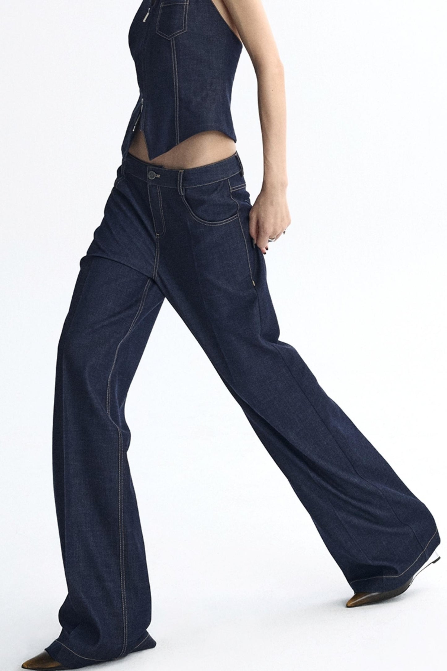 Tanned Back Pocket Loose Denim Pants