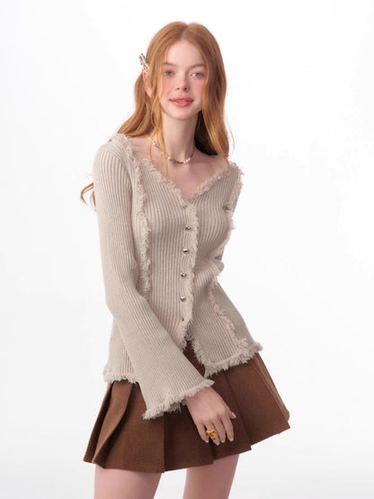 Large V-neck flared sleeves cardigan