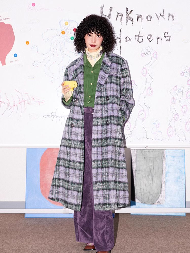 Loose long wool plaid coat