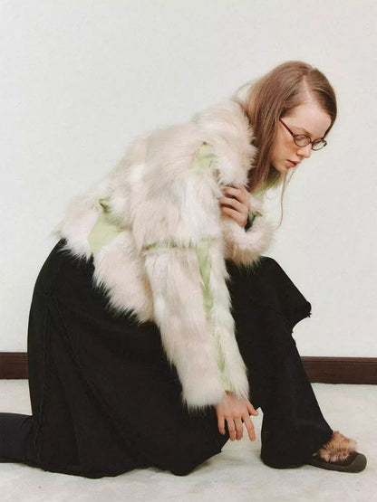 Splicing fur coat