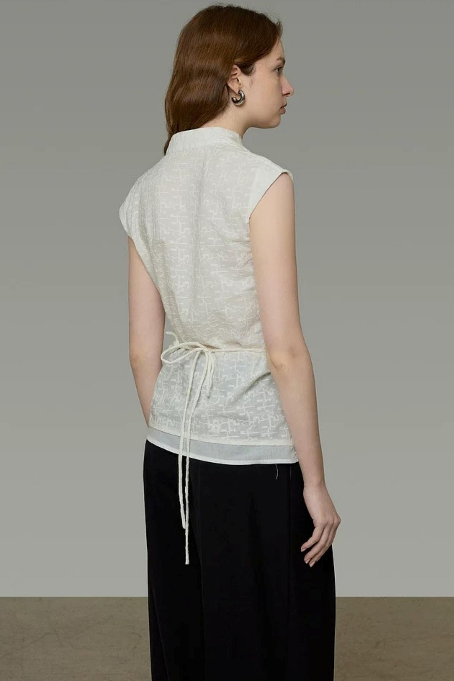 Twist Collar Summer Blouse