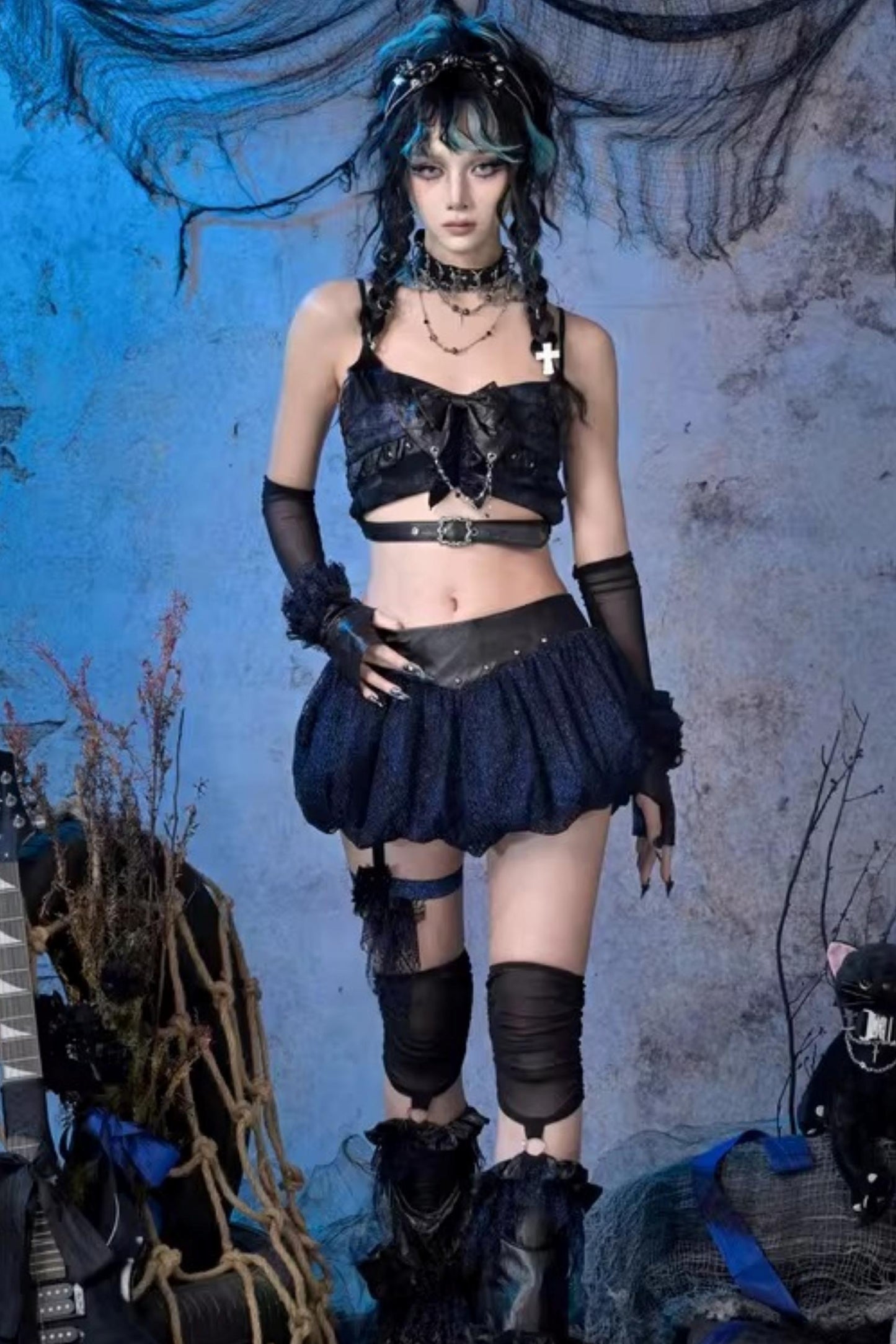 Rock-Set mit glitzernden Spitzenblumen