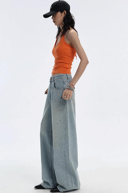Blaue Jeans mit Edelsteinen und Diamanten