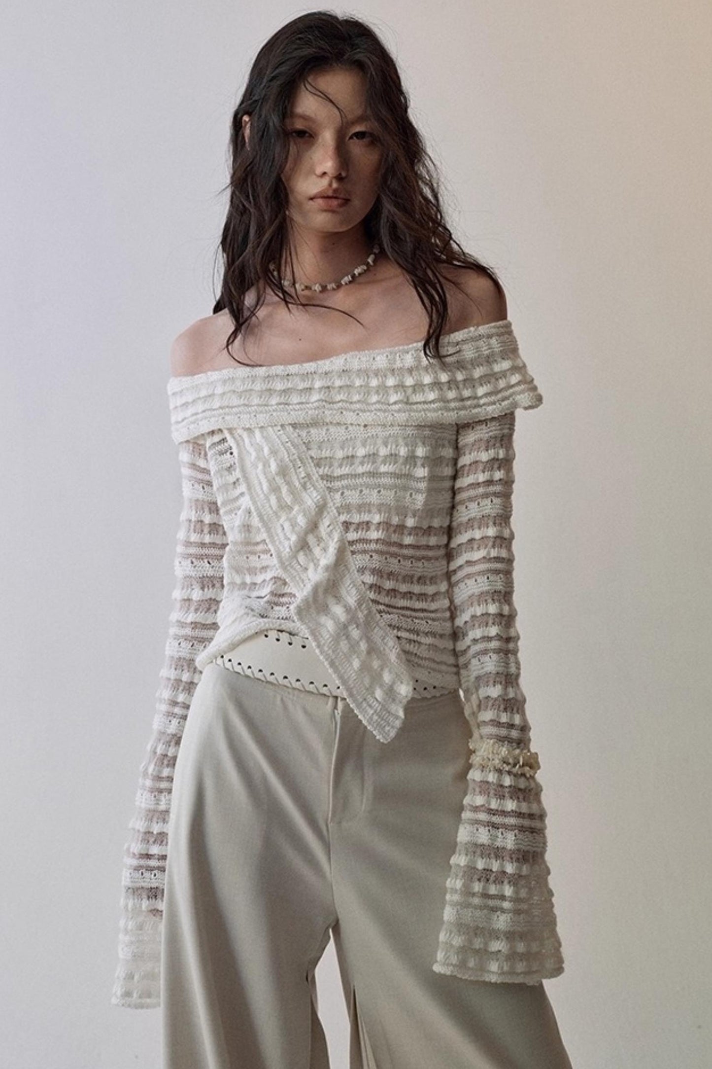Clouds Knitted One-Shoulder Blouse