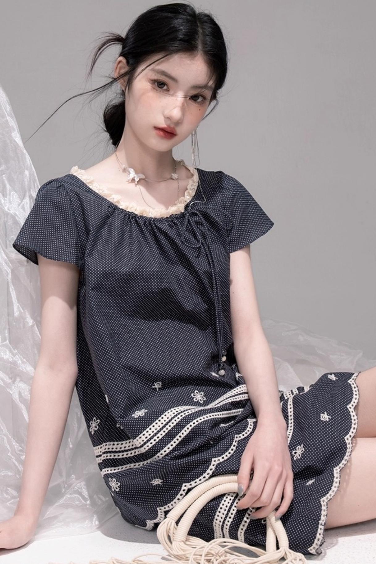 Coconut Sea Embroidered Set