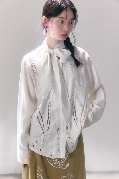 Tulip Embroidery Blouse