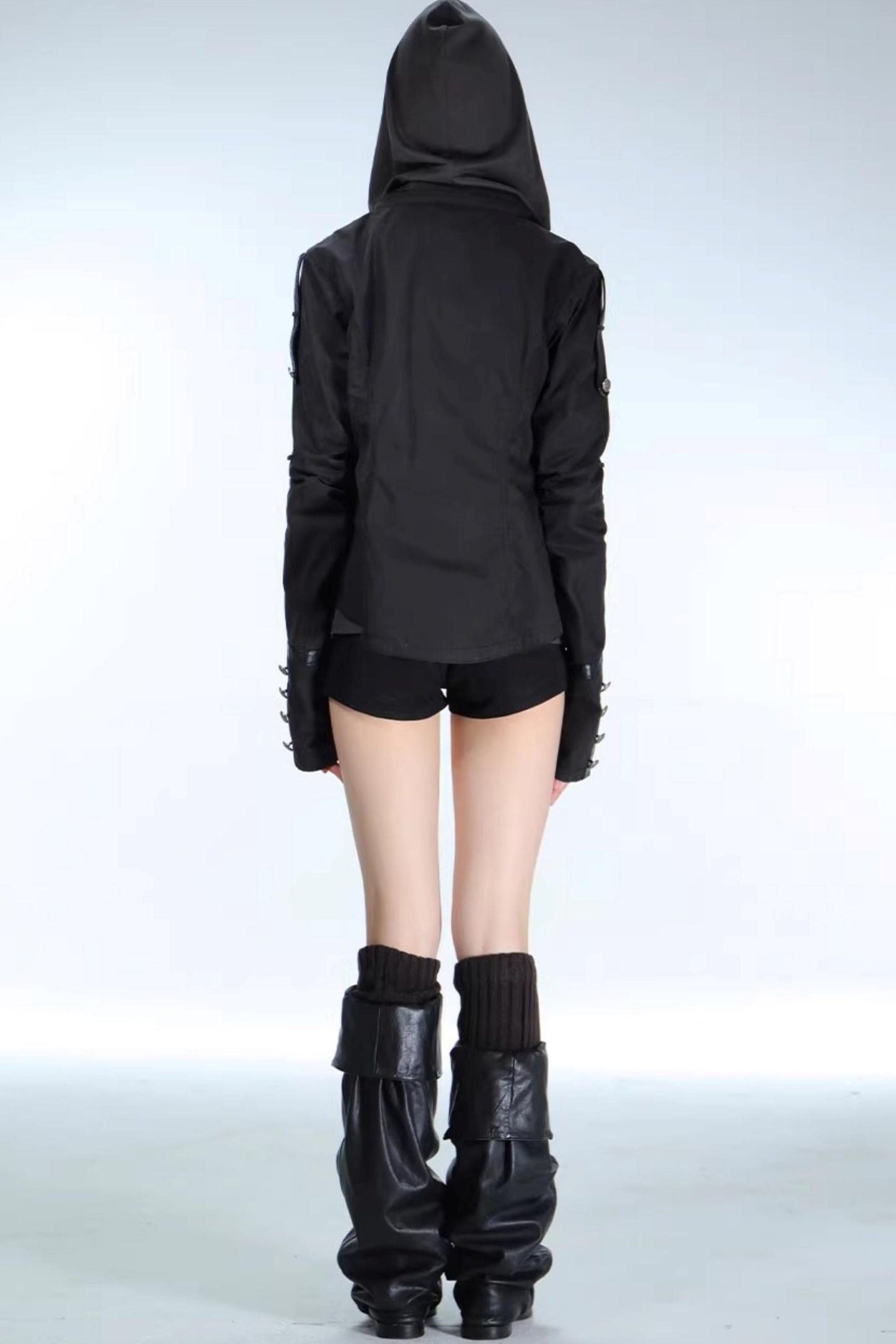 Retro Lace-Up Pleated Shorts