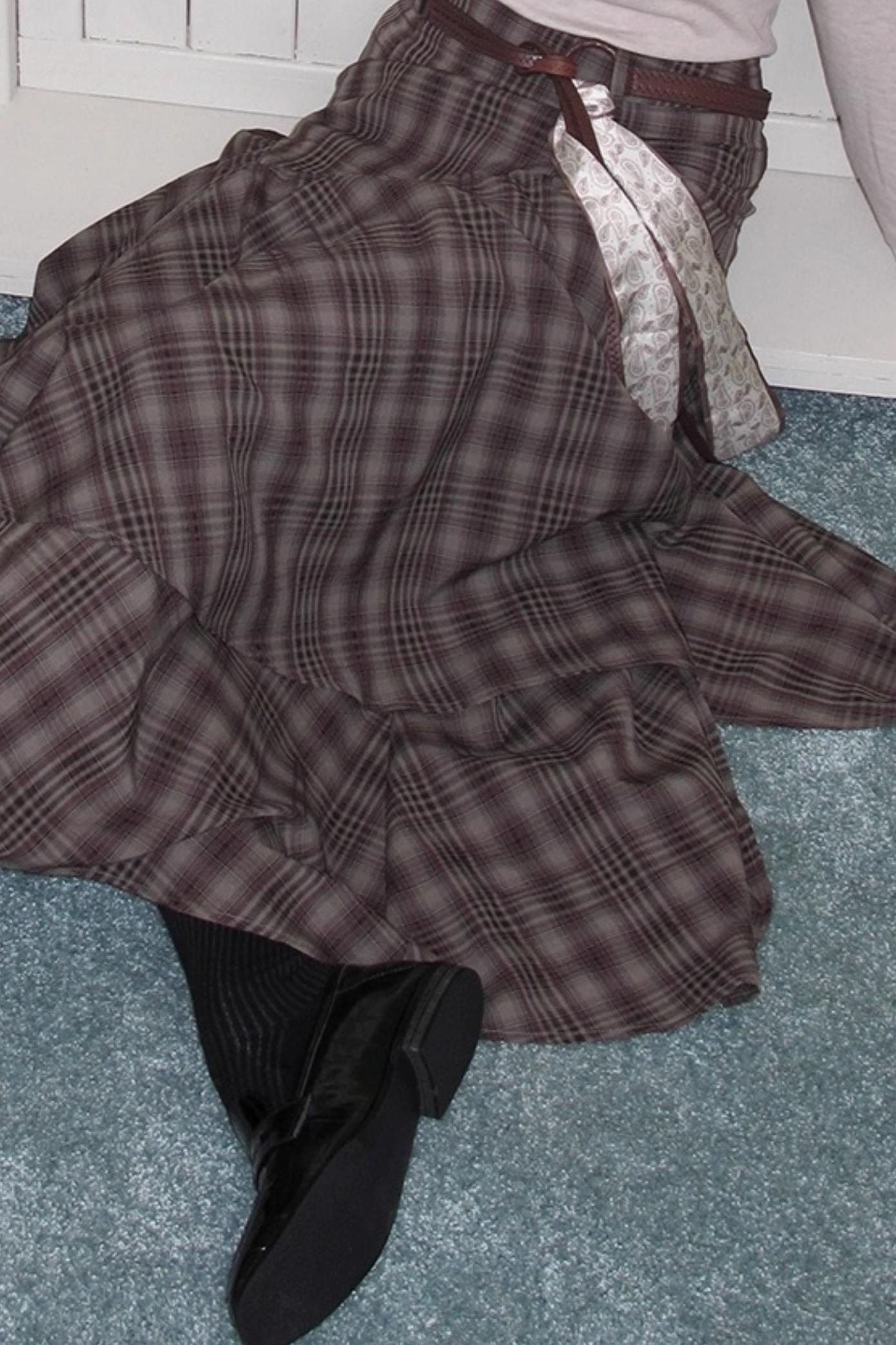 Irregular Cut Large Swing Skirt