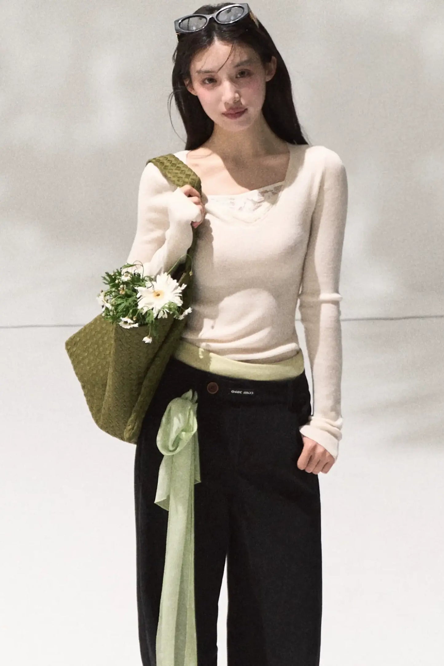 V-Neck Slim Casual Knit Sweater