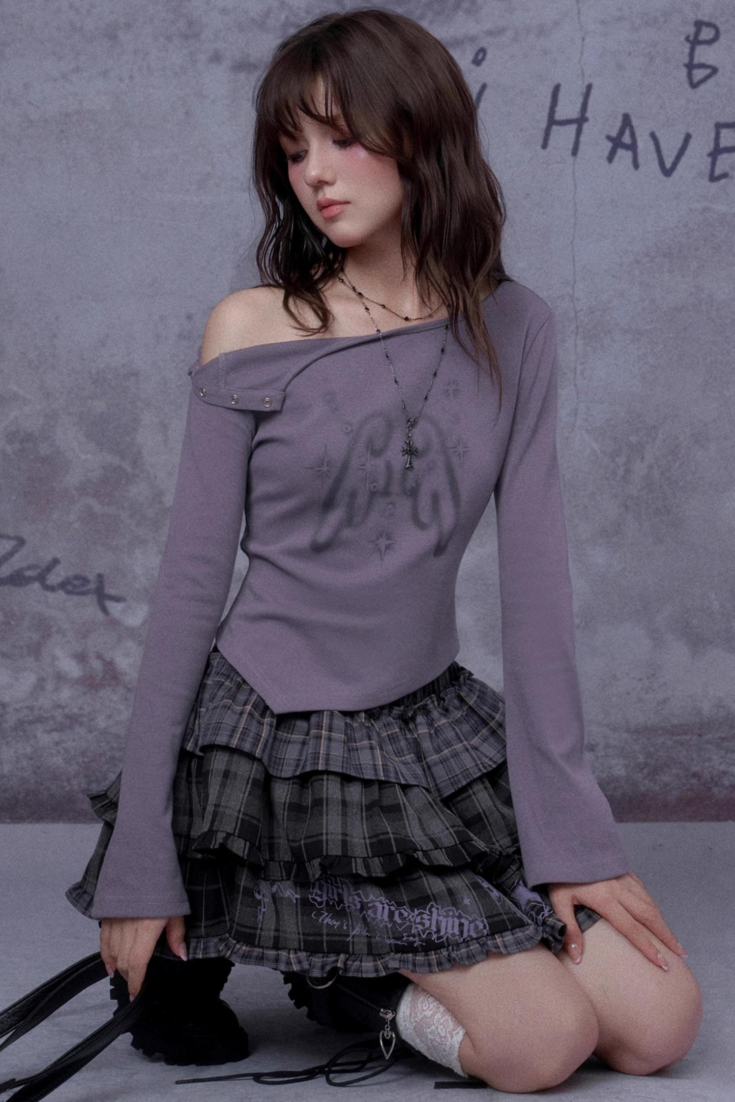 Fading Wing Print Off-the-Shoulder T-Shirt