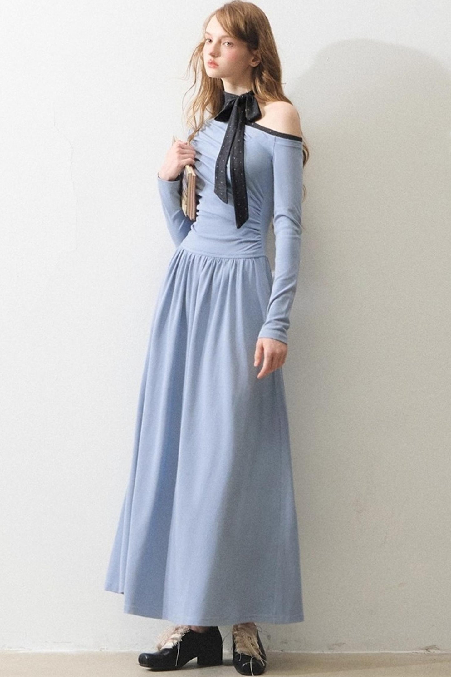 Romance Off-the-Shoulder Bow Dress