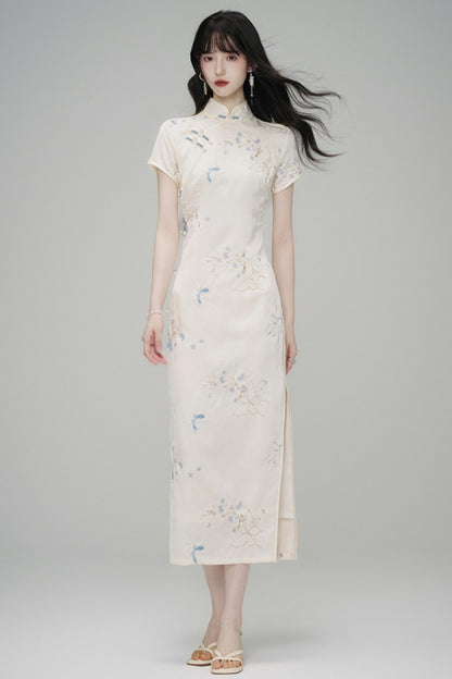 Chinese Style Embroidered Short Sleeve Dress