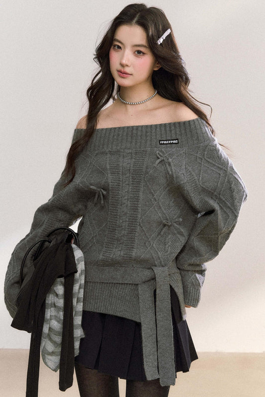 One-Shoulder Bow Knit Top