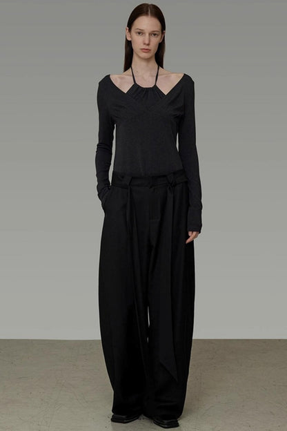 Figurbetonende, fallende Hose mit weitem Bein für den Herbst