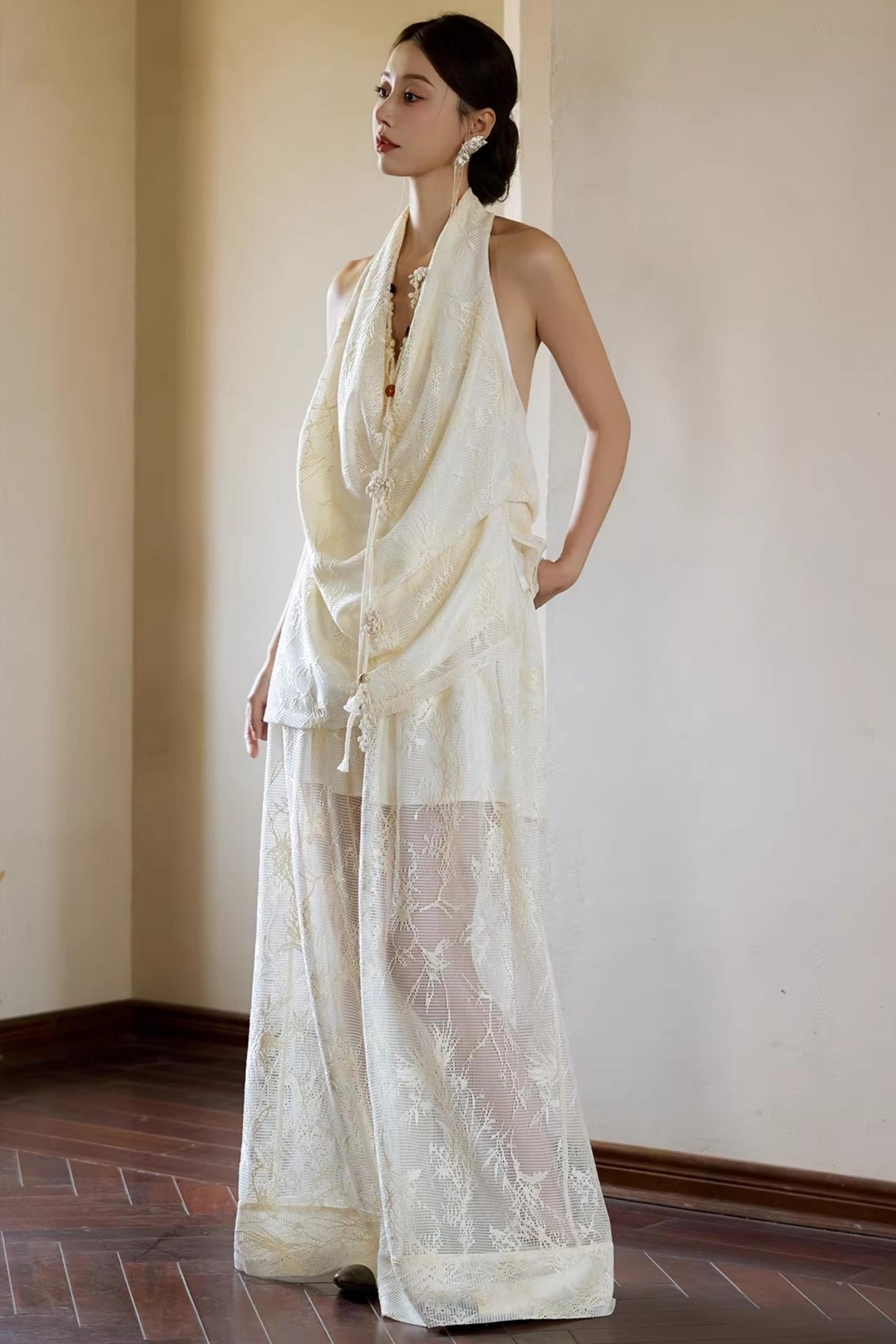 Off-White Romantic Hollow-Out Pants