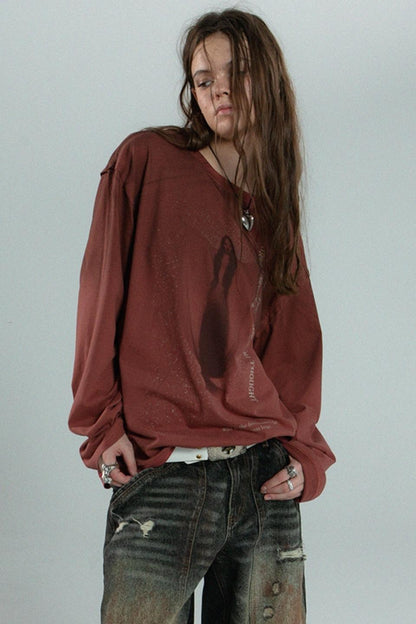 Distressed Print Crewneck Fit Long Sleeve Tee